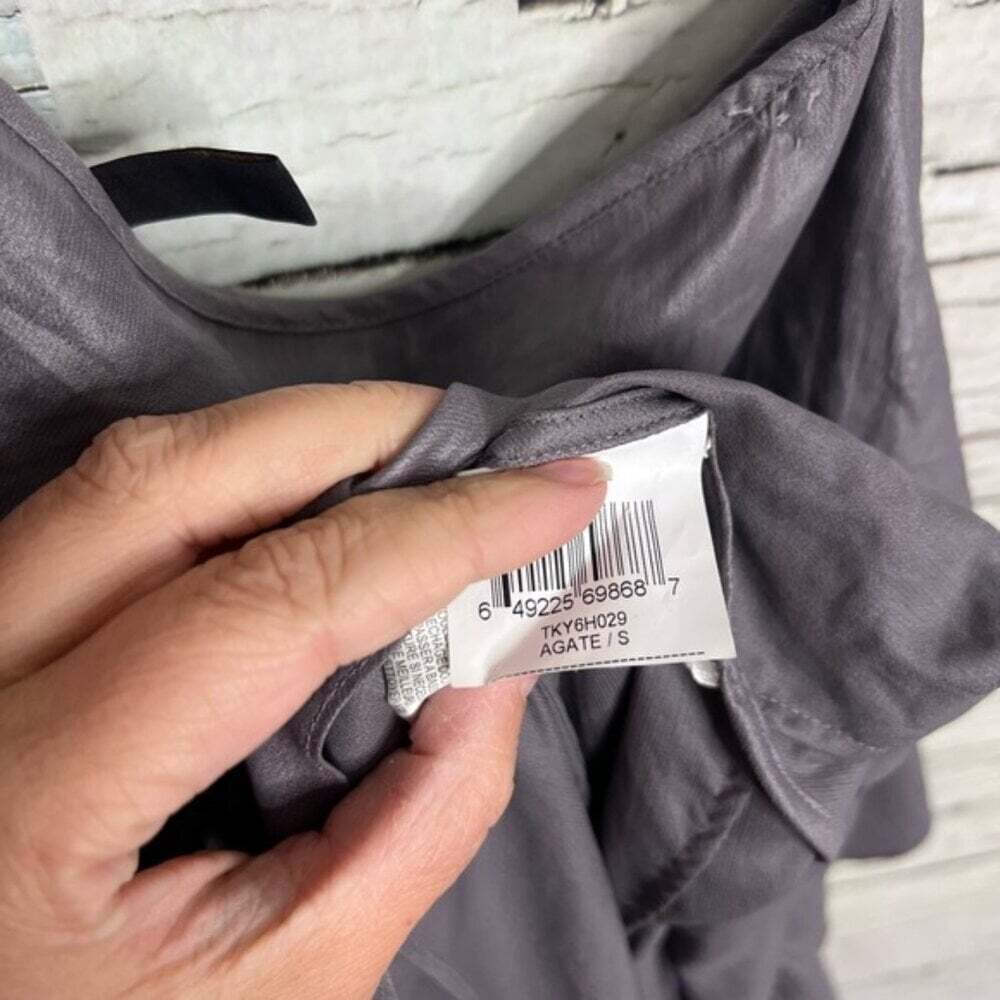 Bcbgmaxazria silver gray tiered ruffle one shoulder dress agate size small - Picture 6 of 10